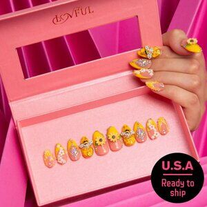 LovFul Honey Bee Handmade Nail Set, Almond shape/size Large.